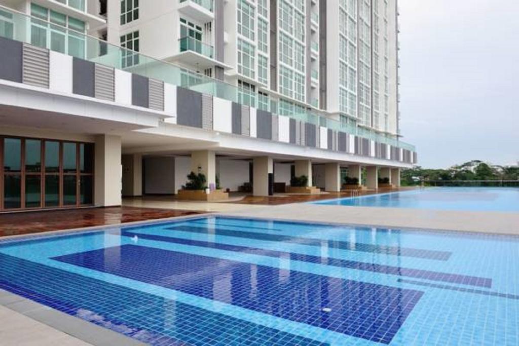 Experience The Coast - Hostahome Suites At Paragon Residence Near Downtown Johor Bahru Buitenkant foto