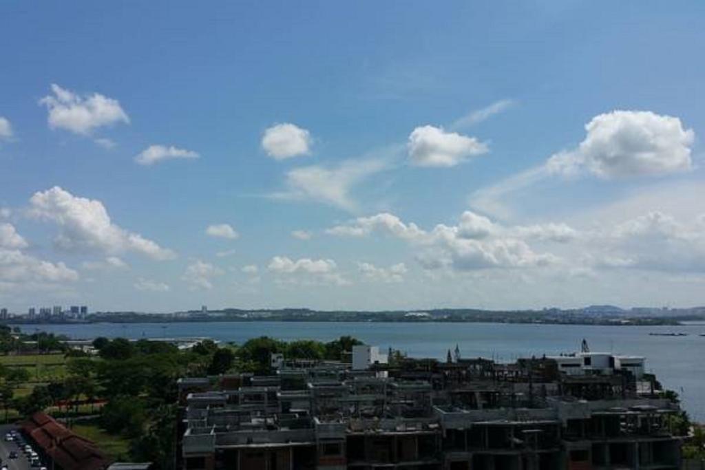 Experience The Coast - Hostahome Suites At Paragon Residence Near Downtown Johor Bahru Buitenkant foto