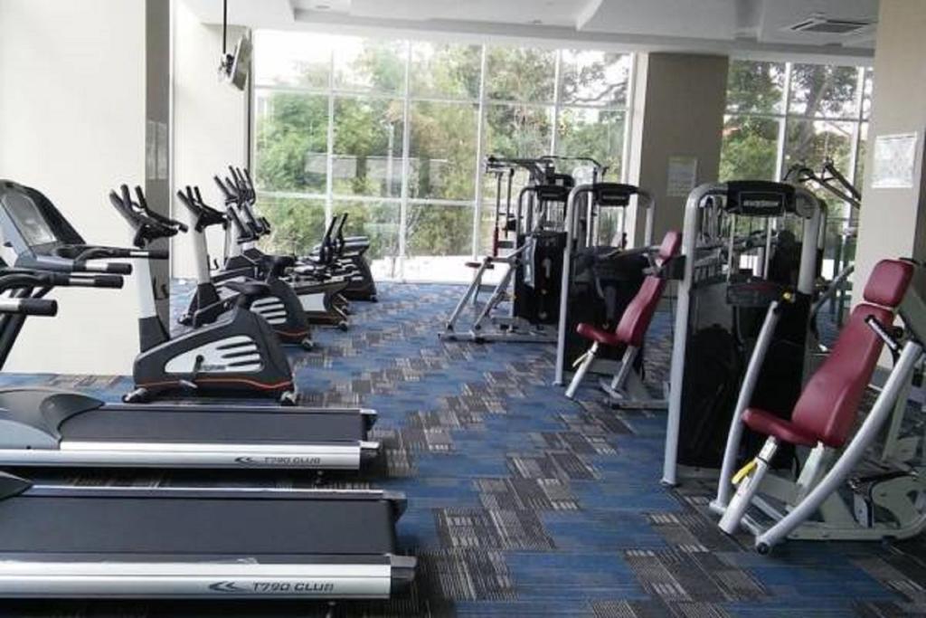 Experience The Coast - Hostahome Suites At Paragon Residence Near Downtown Johor Bahru Buitenkant foto